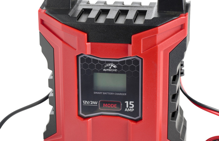 Batterilader 15 A/12-24 V - AutoZone®